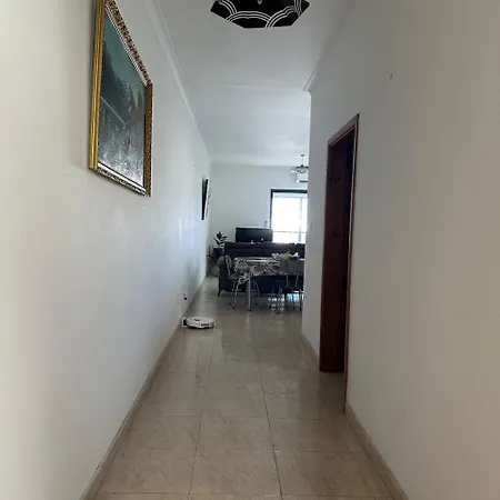 Kwatera prywatna Cozy In - Close To Beachfront