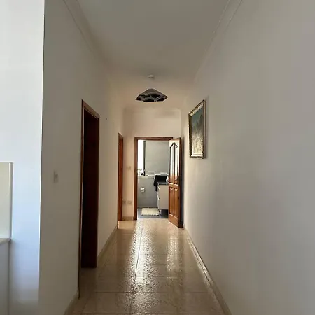 Cozy In - Close To Beachfront Gzira